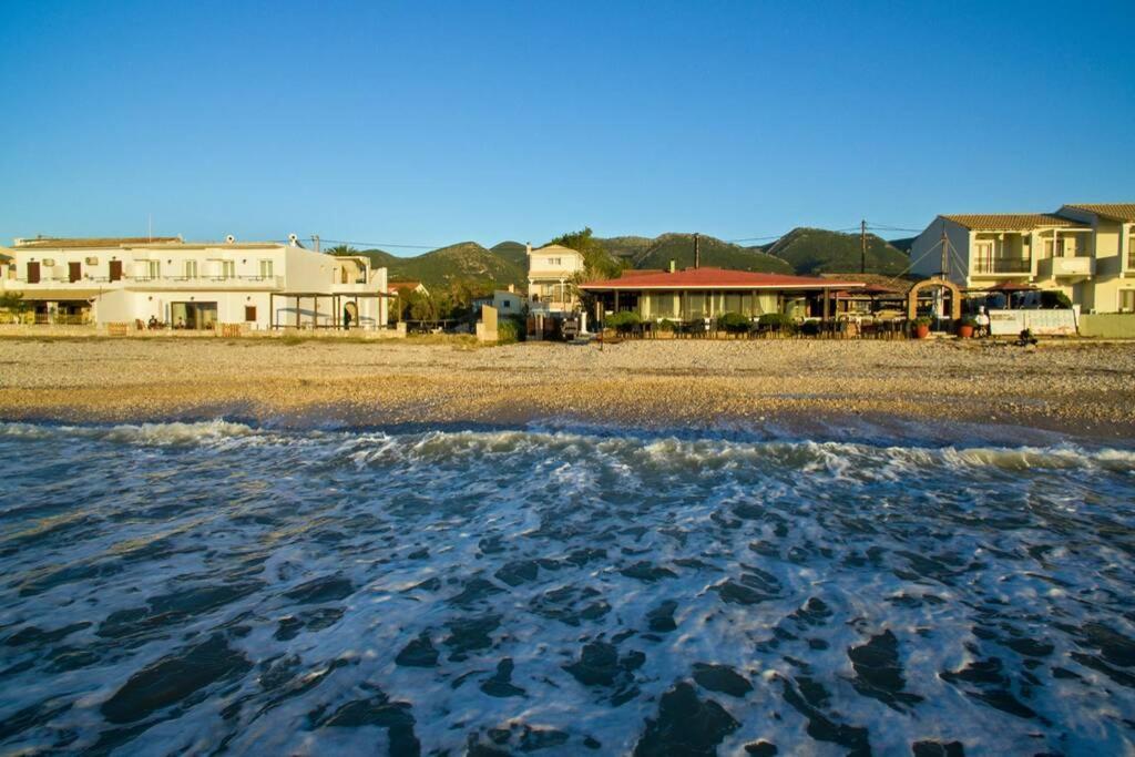 Maistro Beach House Vila Acharavi  Exterior foto